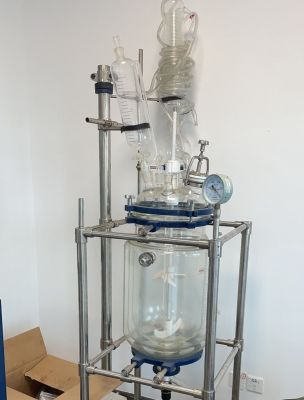 玻璃器皿